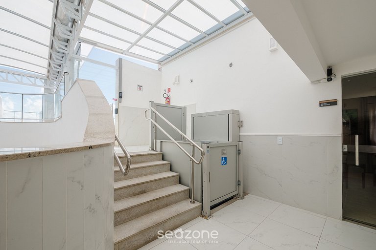 Studio c/ piscina no rooftop, 70m da Praia SMA0113