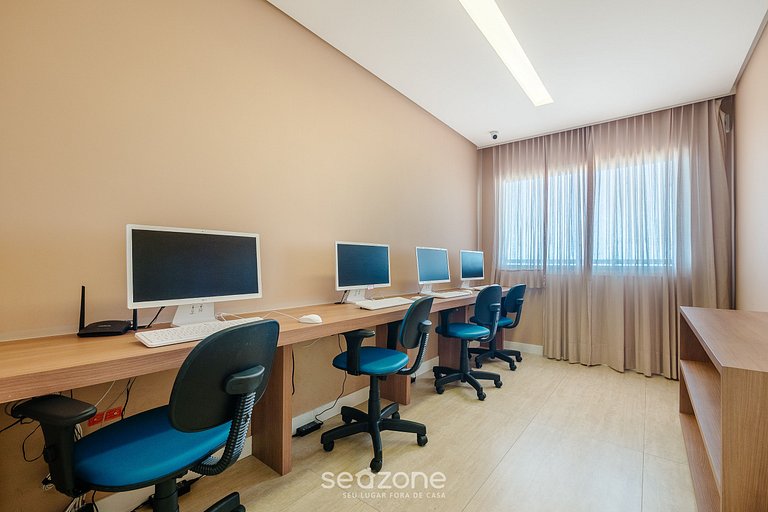 Condo. c/ Piscina e Academia a 70m da Praia - SMA