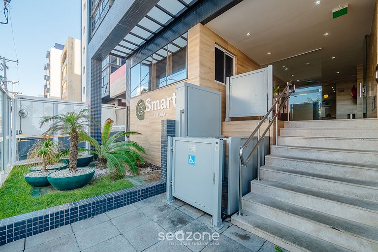 Apto em Cond. c/ Piscina e Vista p/ Mar SMA0206