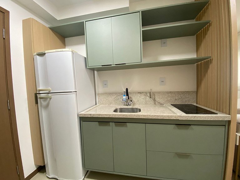 Apto em cond com academia, Graça HGR0804