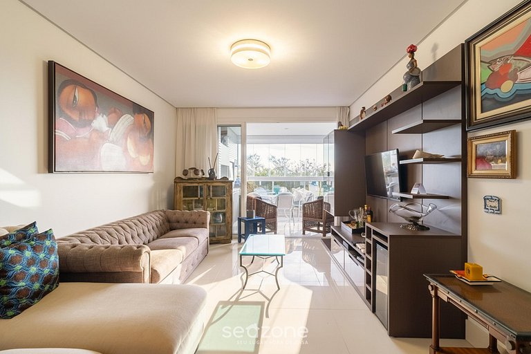 Apto c/ churrasq. a 800m da Praia, Jurerê SCA0208