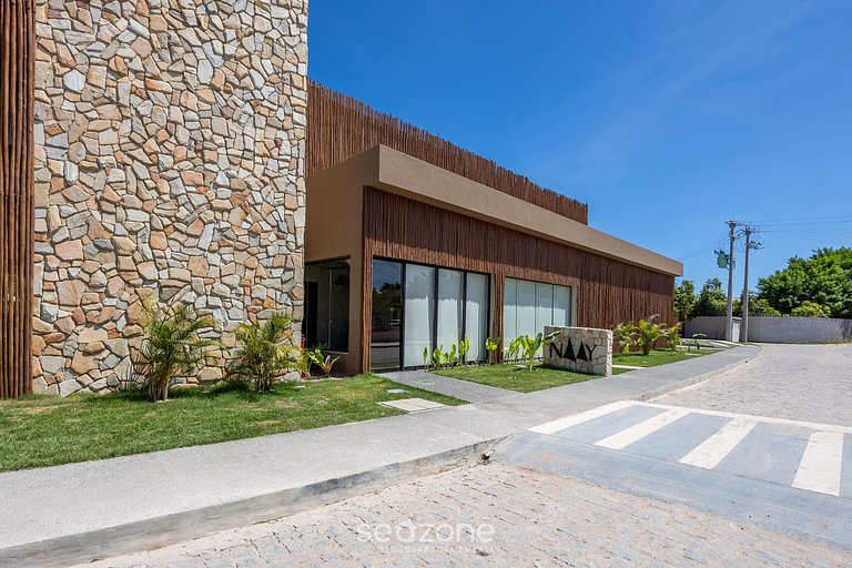 Apto em Cond. c/ Piscina e Acesso à Praia NVB0004