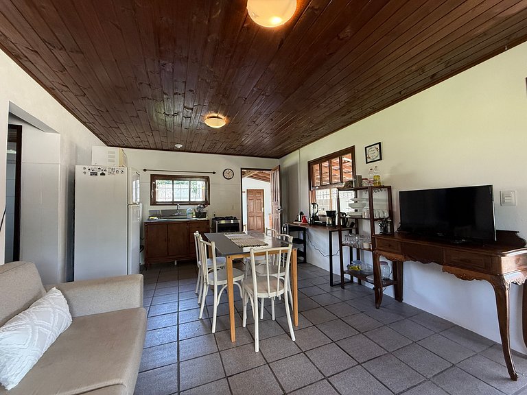 Casa c/ 2 Quartos a 650 m da Praia ADU0440