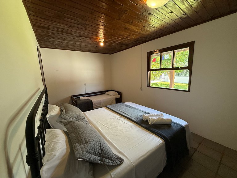 Casa c/ 2 Quartos a 650 m da Praia ADU0440