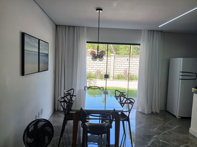 Apto em cond. c/ piscina a 350m da Praia PRY0007