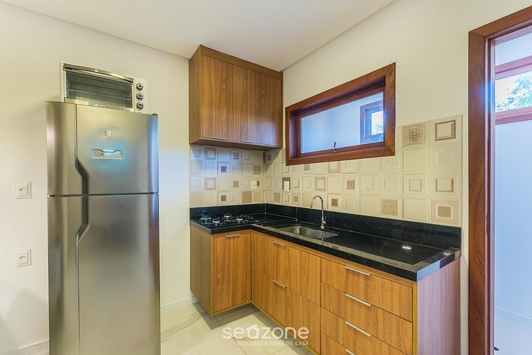 Apto 2 Quartos em Cond. c/ Piscina FOS0006