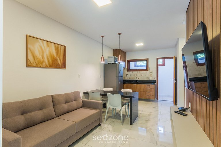 Apto 2 Quartos em Cond. c/ Piscina FOS0006