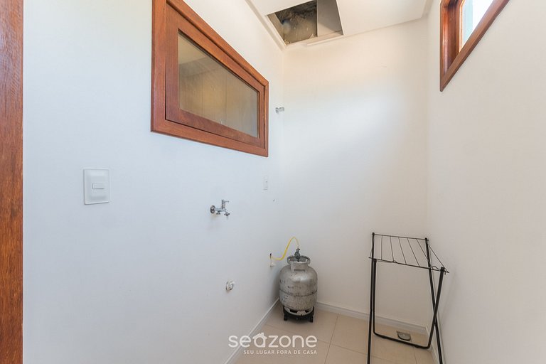 Apto 2 Quartos em Cond. c/ Piscina FOS0006