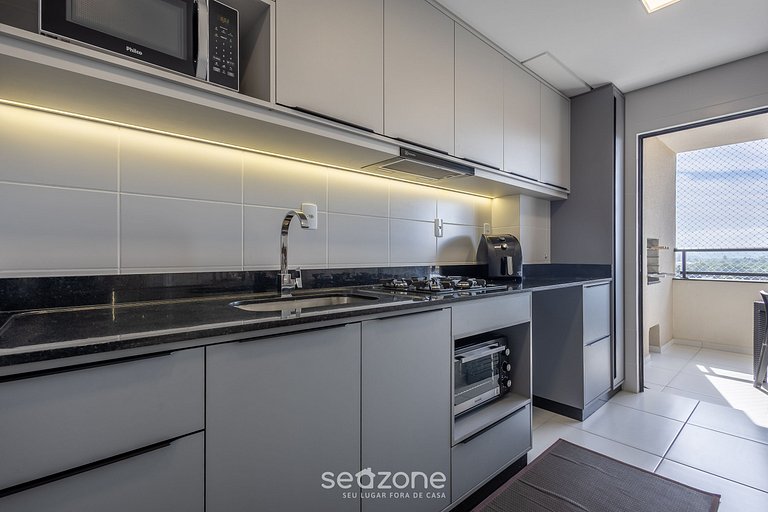 Apto 3QTs c/ churrasq. e vista para o mar SKL0901