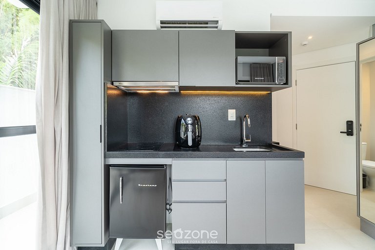 Apto centrinho da Lagoa rooftop c/ piscina LST0004