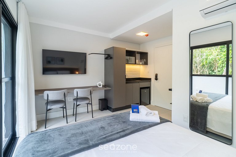 Apto centrinho da Lagoa rooftop c/ piscina LST0008