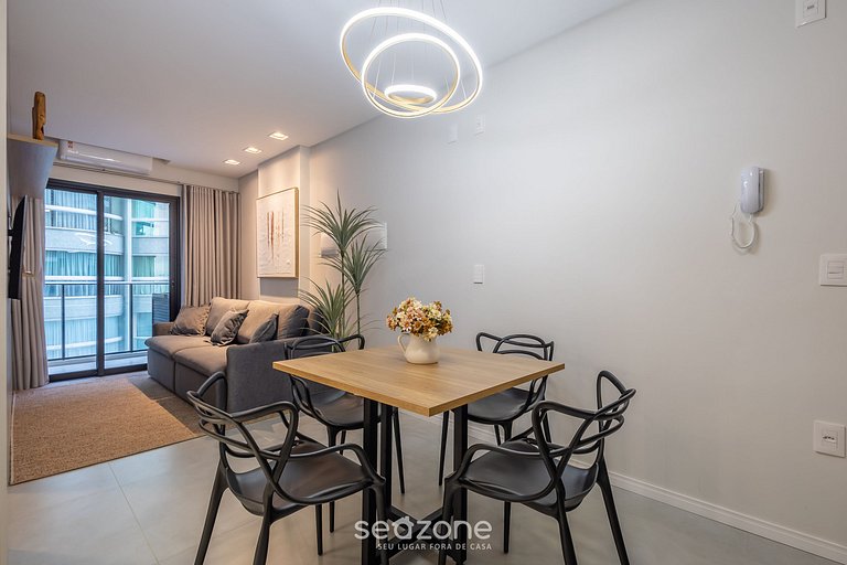 Apto c/ varanda e vista lateral mar - FFS0703