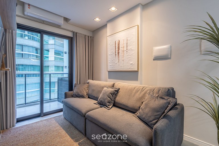 Apto c/ varanda e vista lateral mar - FFS0703