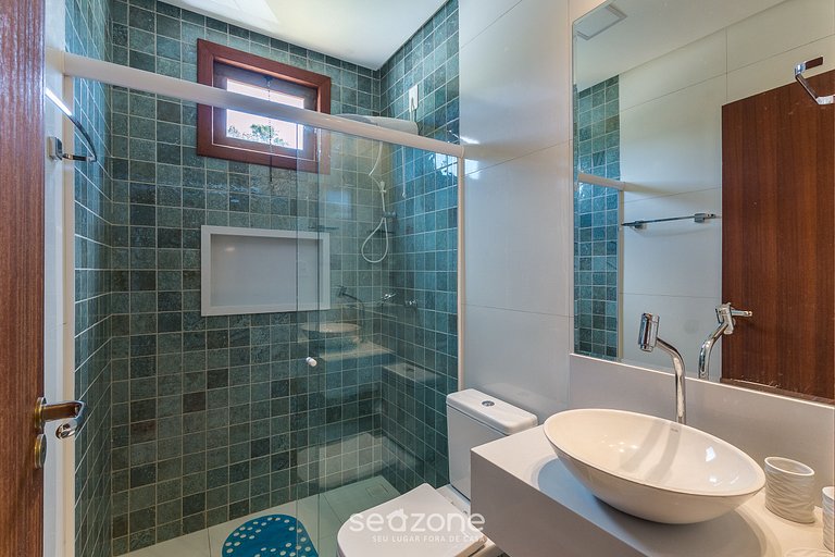 Apto em Cond. c/ Piscina e Churrasq. FOS0004