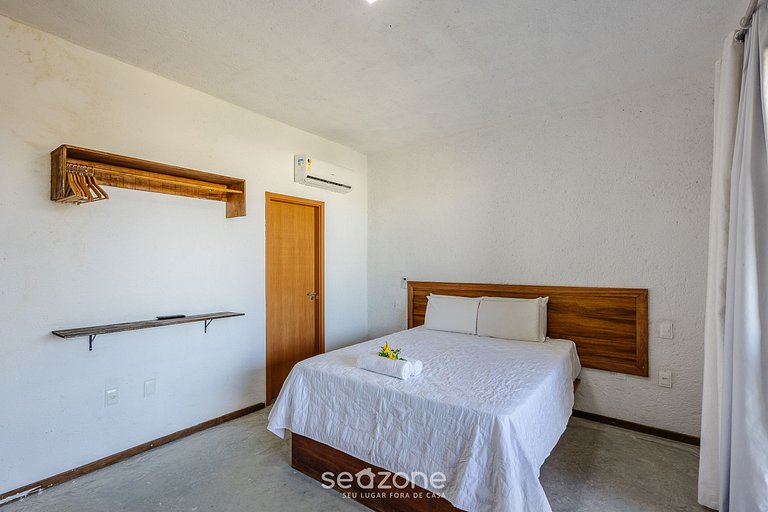 Casa c/ 3 suítes e Piscina a 100m do mar HVA0009