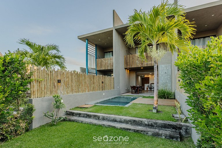 Casa c/ 3 suítes e Piscina a 100m do mar HVA0009