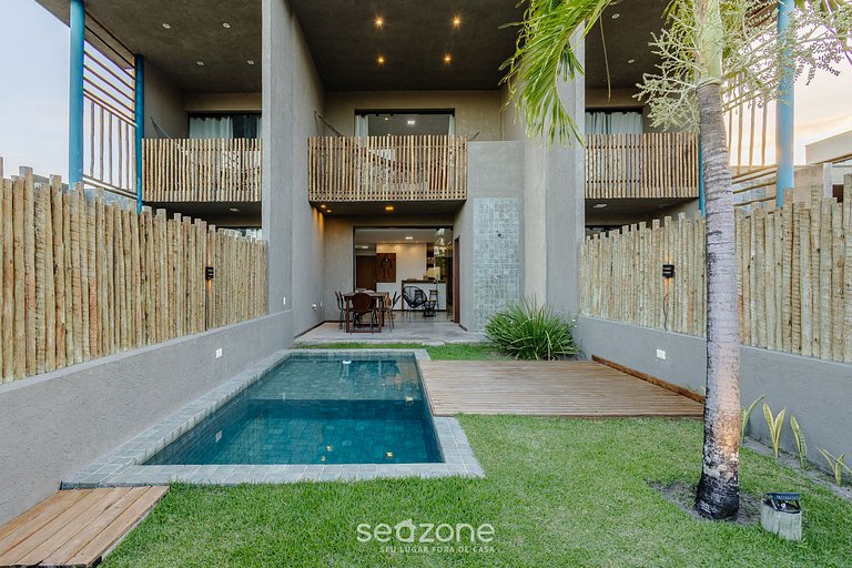 Casa c/ 3 suítes e Piscina a 100m do mar HVA0009