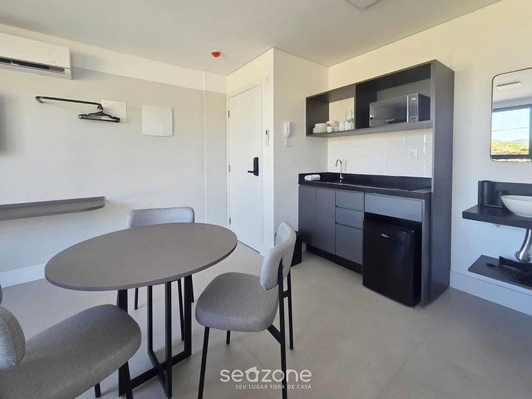 Apto centrinho da Lagoa rooftop c/ piscina LST0022