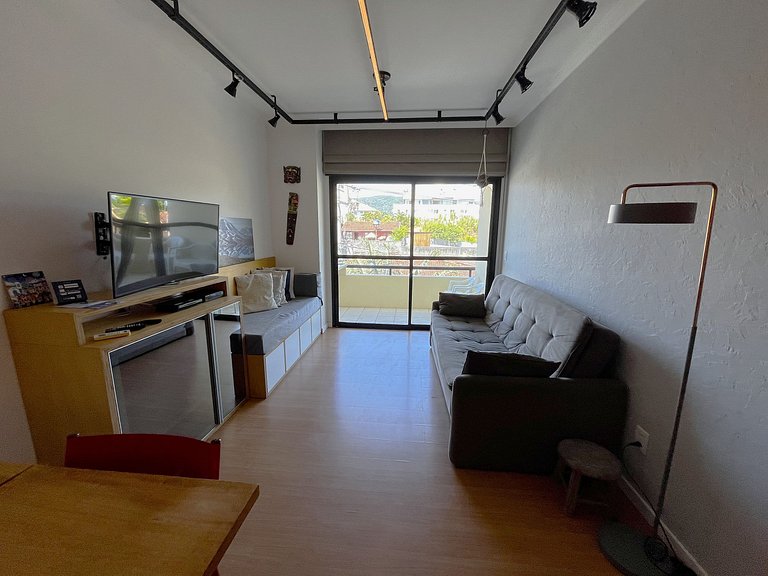 Apto c/ churrasq. a 650m da Lagoa RUH0109