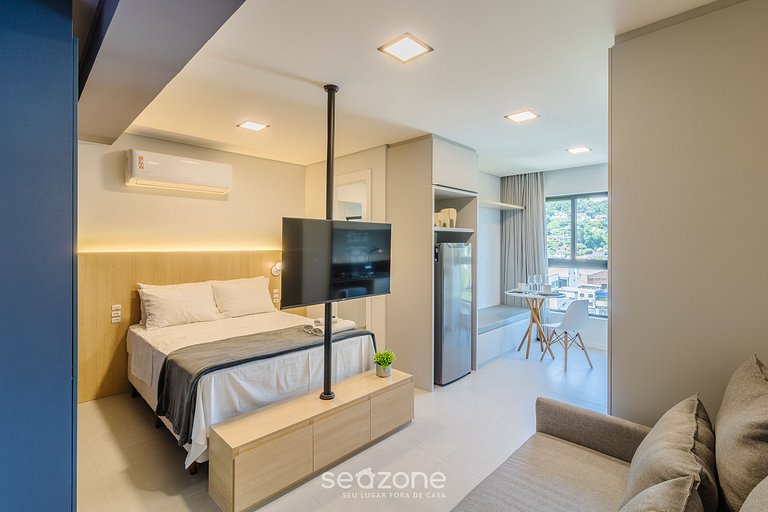 Studio c/ churrasq. próximo ao Oktoberfest ELN0905