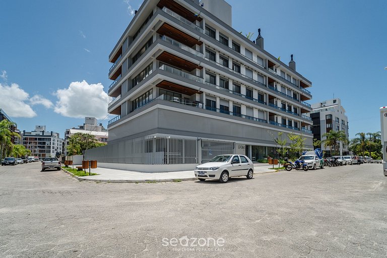 Apto c/ Churrasqueira a 50 m da Praia DOI0203