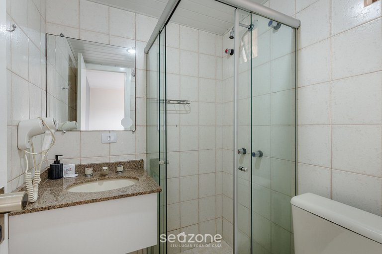 Studio en edificio con piscina cubierta UPP0114