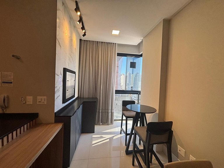 Apto c/ Churrasqueira a 900 m da Praia EPD0702