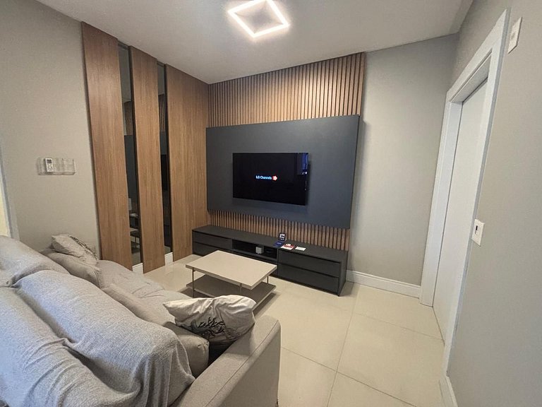 Apto c/ Churrasqueira a 900 m da Praia EPD0702