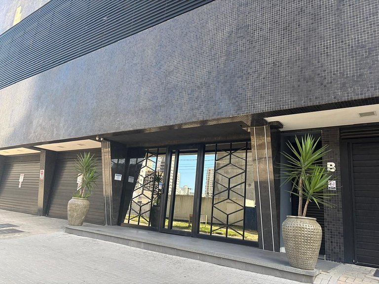 Apto c/ Churrasqueira a 900 m da Praia EPD0702