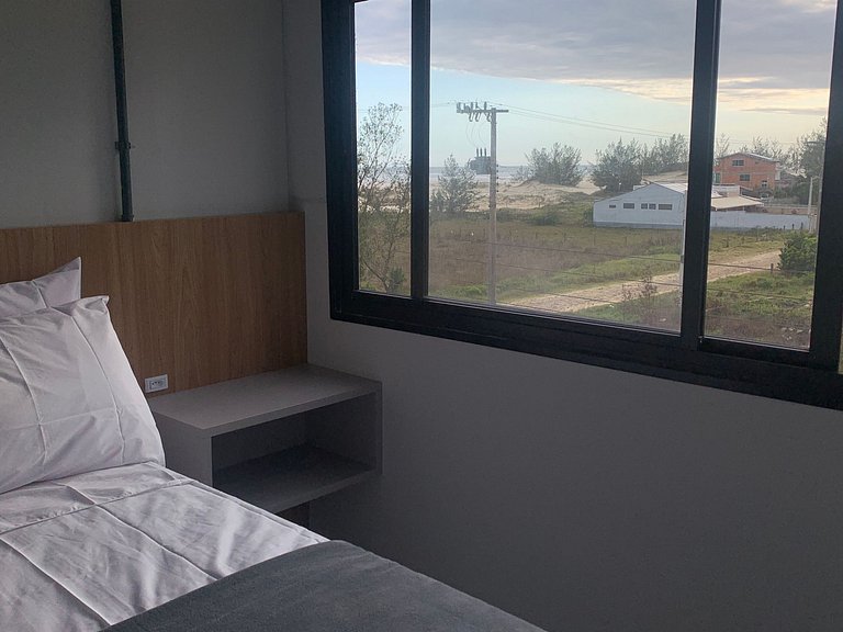 Loft a 50 m da Praia do Camacho PLO0006