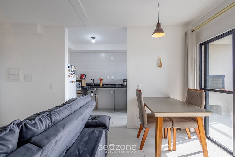 Apto c/ churrasqueira, varanda e vista mar SKL0505