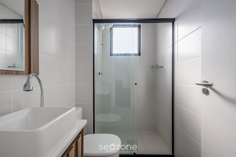 Apto c/ parrilla, balcón y vista al mar SKL0505