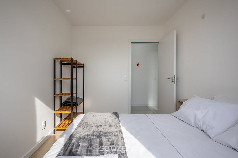 Apto c/ parrilla, balcón y vista al mar SKL0505