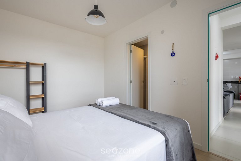 Apto c/ parrilla, balcón y vista al mar SKL0505