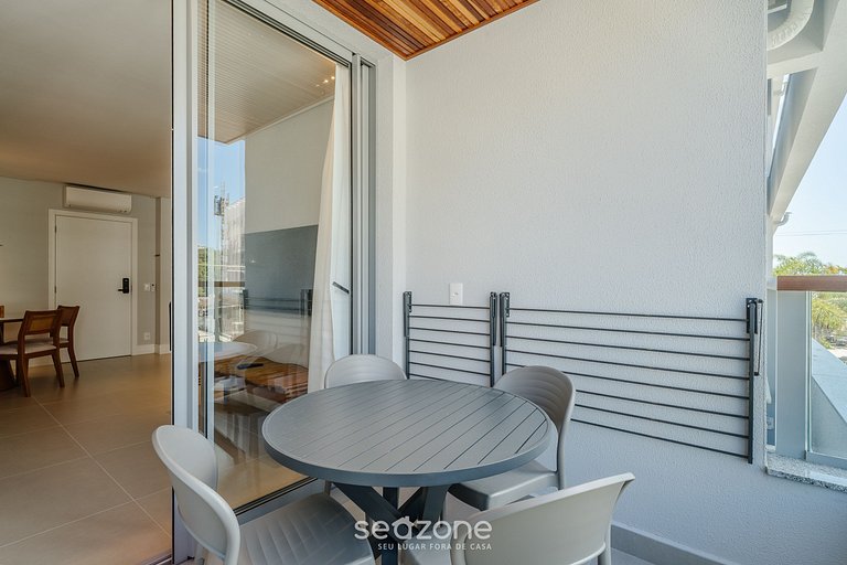 Apto c/ Churrasqueira a 85 m da Praia DOI0203