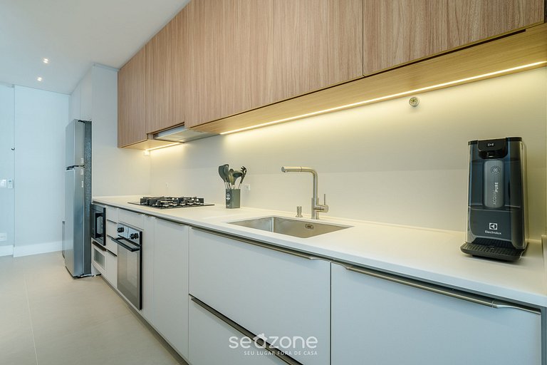 Apto c/ Churrasqueira a 85 m da Praia DOI0203