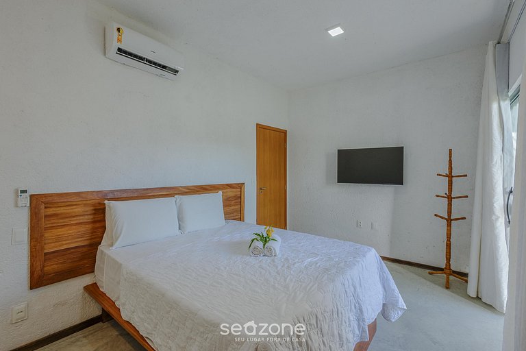 Casa c/ 3 suítes e Piscina a 100m do mar HVA0009