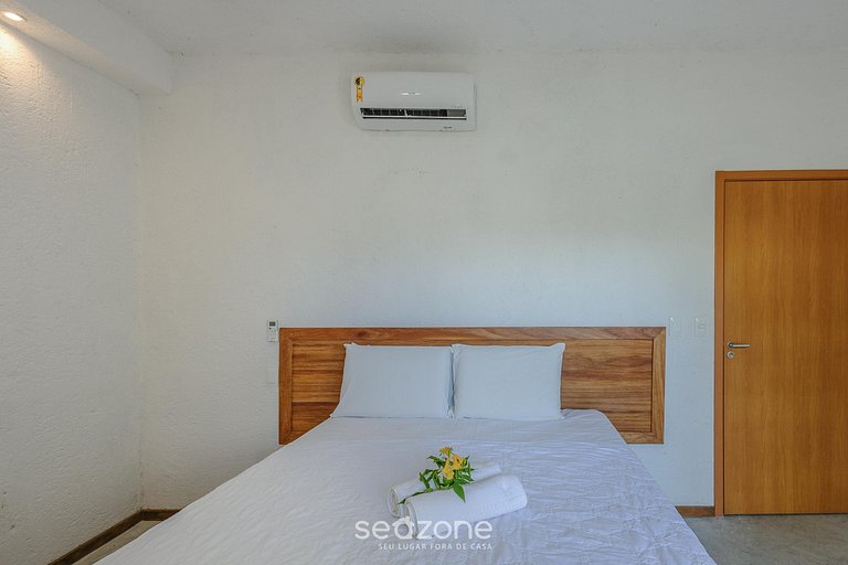 Casa con 3 suites y piscina a 100m del mar HVA0009