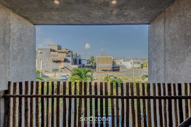 Casa con 3 suites y piscina a 100m del mar HVA0009