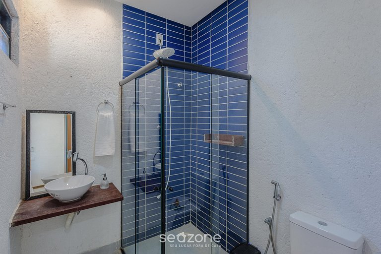 Casa con 3 suites y piscina a 100m del mar HVA0009