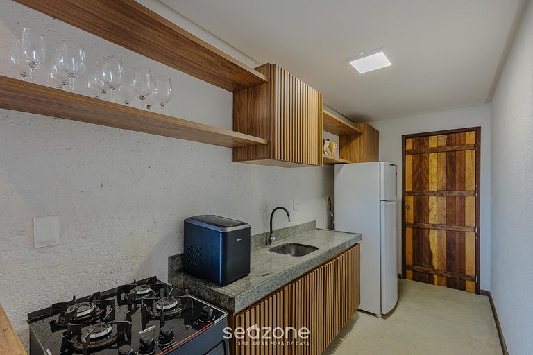 Casa con 3 suites y piscina a 100m del mar HVA0009