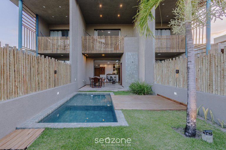 Casa c/ 3 suítes e Piscina a 100m do mar HVA0009