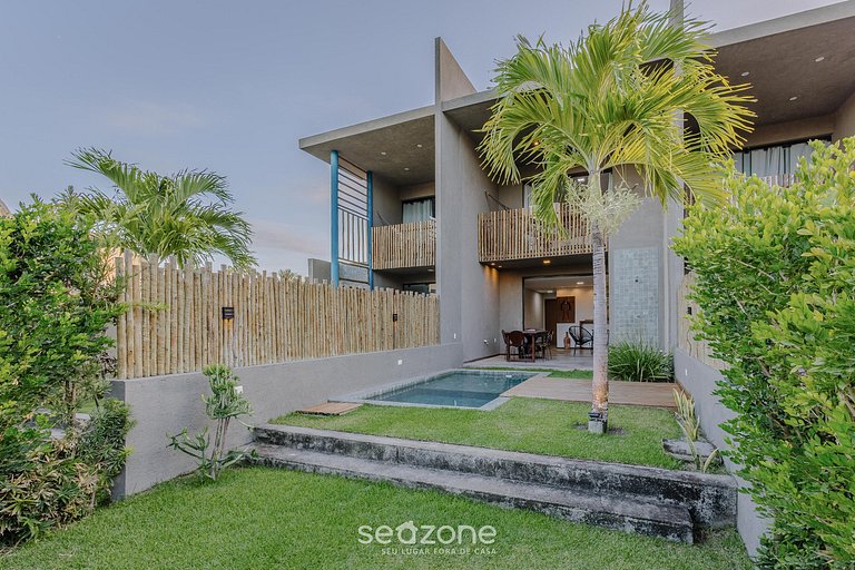 Casa c/ 3 suítes e Piscina a 100m do mar HVA0009