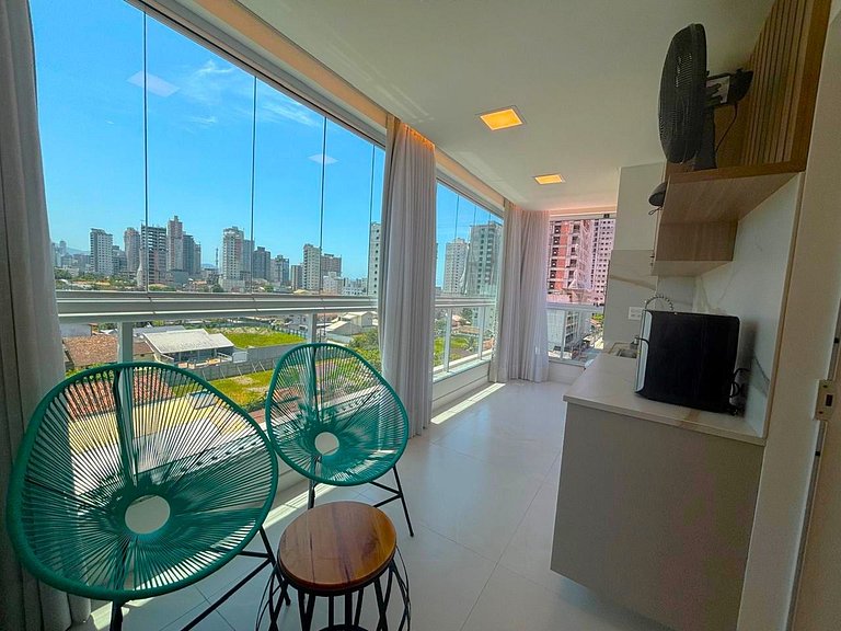 Apto c/ churrasq. a 450m do mar, Perequê SRF0601