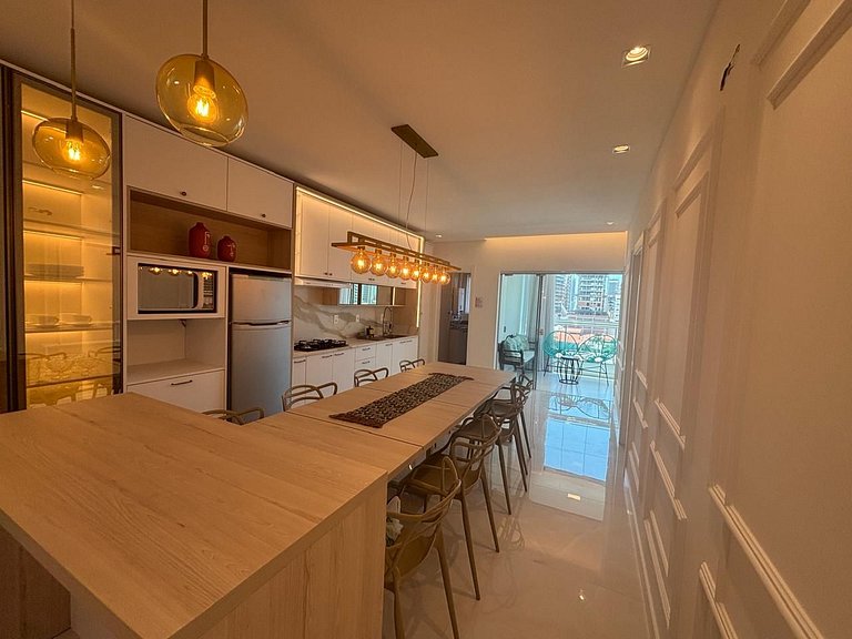 Apto c/ churrasq. a 450m do mar, Perequê SRF0601