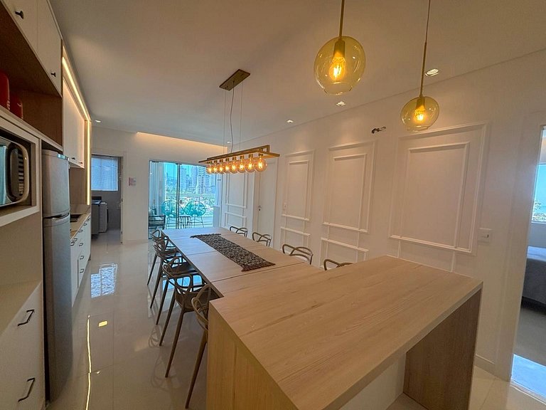 Apto c/ churrasq. a 450m do mar, Perequê SRF0601