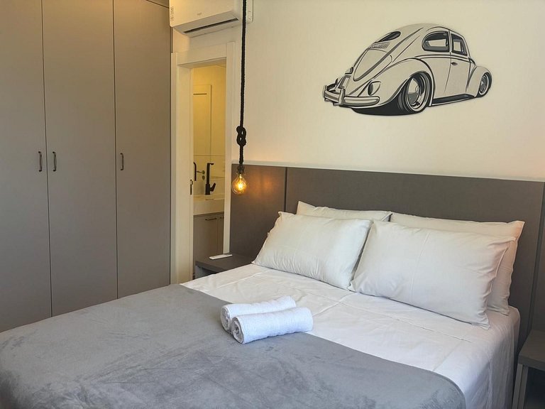 Apto c/ churrasq. a 450m do mar, Perequê SRF0601