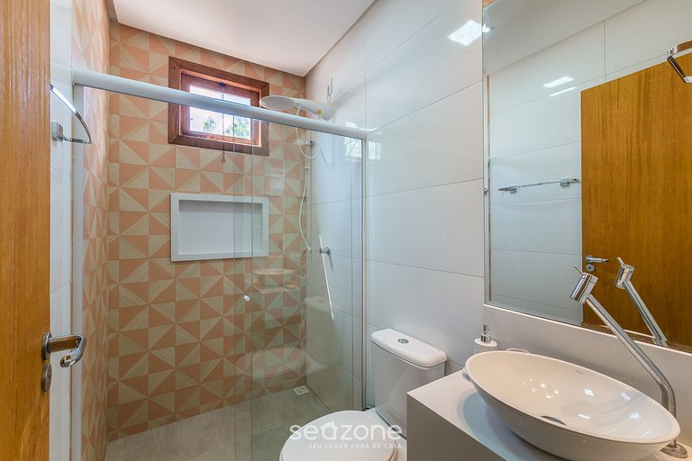 Apto 2QTs em cond. c/ piscina e churrasq. FOS0001