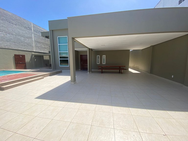 Casa c/ Piscina e Churrasqueira THG0006