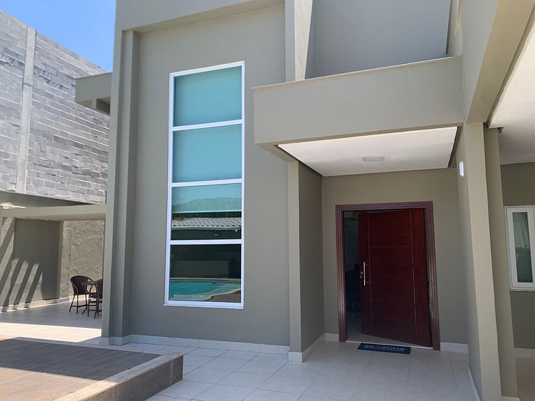 Casa c/ Piscina e Churrasqueira THG0006